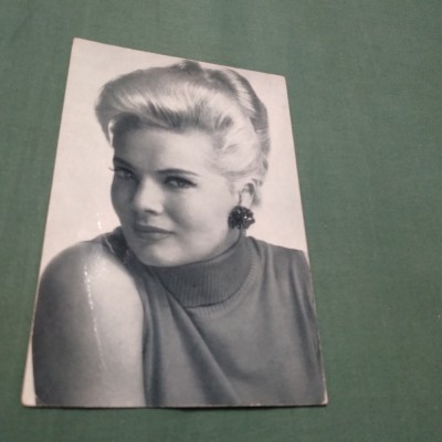 CARTE POSTALA NECIRCULATA CORINNE MARCHAND foto