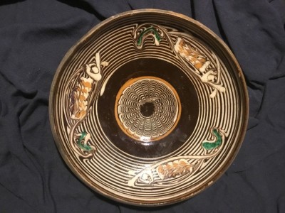 Arta / Traditie - Farfurie de Horezu jud Valcea realizata de V.N. a doua jumatate a secolului XX ! foto
