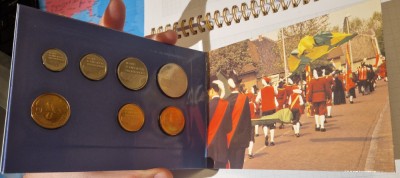 Set Monede Olanda Netherlands 1990, 6 monede si un jeton foto