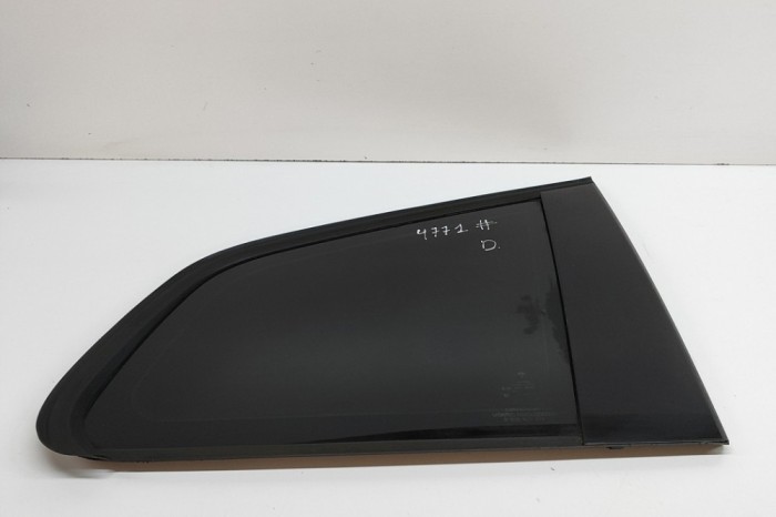 Geam lateral dreapta spate BMW X3 E83 2004 OEM: 3413912 29373564