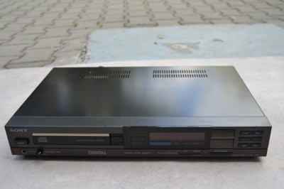 Cd player Sony CDP 70 foto
