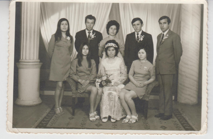 M1 A 34 - FOTO - Fotografie foarte veche - poza de nunta - anii 1960