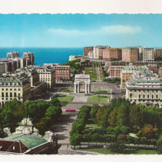FA51-Carte Postala- ITALIA - Genova, Piazza della Vittoria necirculata 1968