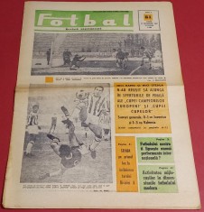 Revista FOTBAL - nr. 81 (15.12.1967) RAPID Bucuresti - JUVENTUS Torino; STEAUA Bucuresti - VALENCIA
