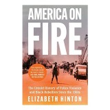 Cumpara ieftin America on Fire