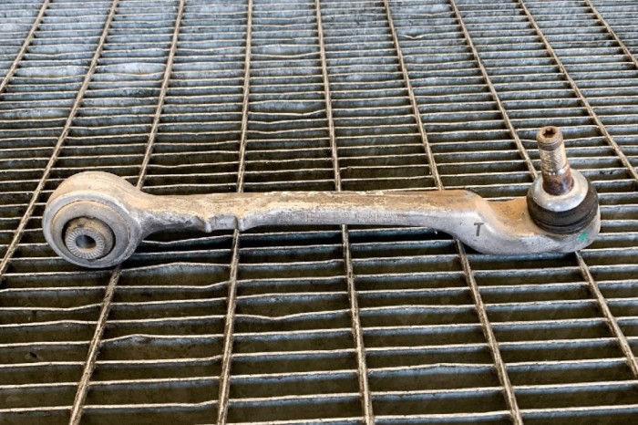 Braț drept dreapta față BMW 2 Cabrio F23 2015 OEM: 6852992,6857330 11260736