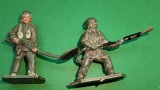 2 Parasutisti Lone Star Harvey Series casca 1/32 5 cm England plastic DCMT C21