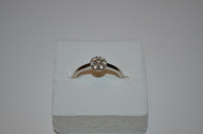 INEL AUR alb 14K + 7 Diamante = 0.21ct - Marcaj Rusia - Model Floare - Vintage ! foto