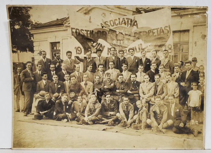 ASOCIATIA FOSTILOR CERCETASI DIN PRIMUL RAZBOI MONDIAL , 1916 - 1918 , FOTOGRAFIE DE GRUP , INTERBELICA