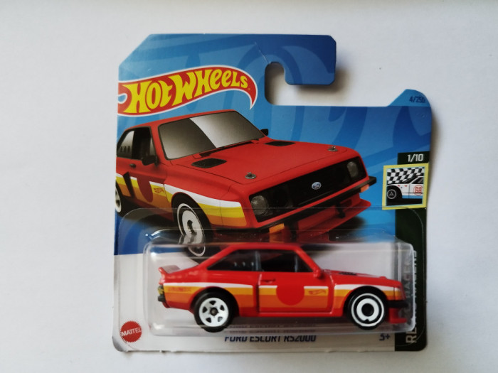 bnk jc Hot Wheels Ford Escort RS2000 (3rd Color) - 2023 Retro Racers 1/10