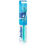 Jordan Target Teeth &amp; Gums Medium perie de dinti 1 buc