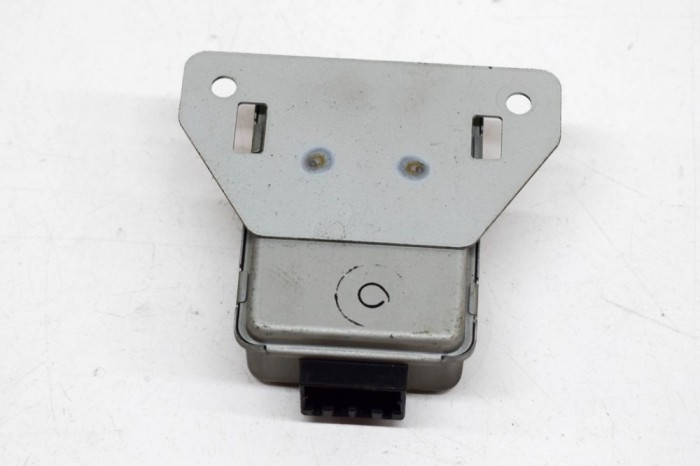 Unitate de control alarma MITSUBISHI L 200 K7_T, K6_T 1997 OEM: X1T13972M,MR309682 13931539