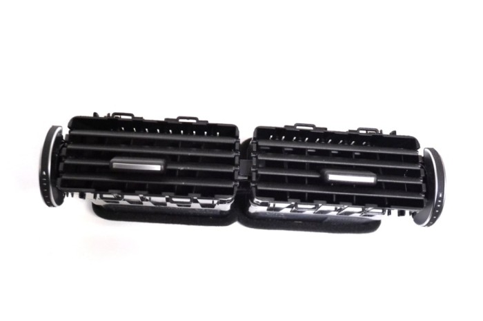 Gura de ventilație planșa de bord JAGUAR E-PACE X540 2019 OEM: J9C3-014L21-A | 13654812