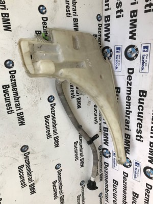 Vas lichid parbriz original BMW seria 1,3 E81,E87,E91,X1 E84 foto