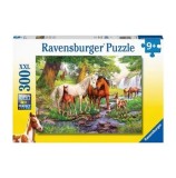 Puzzle Familie de cai la rau, 300 piese