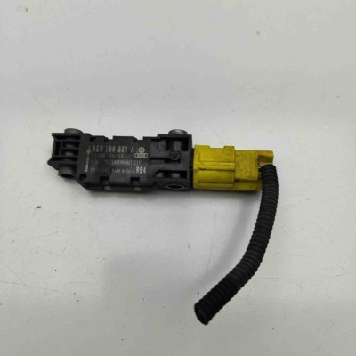Senzor de impact dreapta față AUDI A8 D3 4E2, 4E8 2006 OEM: 8E0959651A | 30277036 foto