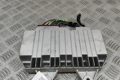 Amplificator de sunet PORSCHE MACAN 95B 2016 OEM: 95B035223 30455322 foto