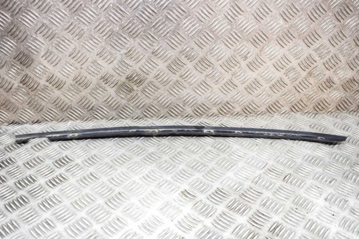 Bandou bara de protecție dreapta față CHEVROLET CAMARO 2010 OEM: 92238937 18336223
