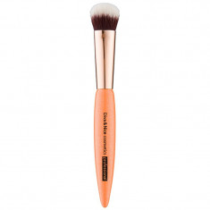 Diva & Nice Cosmetics Professional iluminator pensulă corectoare MAX 530/06 1 buc