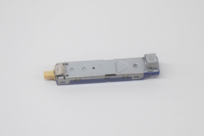 Amplificator de antena AUDI A4 Avant 8W5, B9 2017 OEM: 8W9035225B,52510023 | 13392928