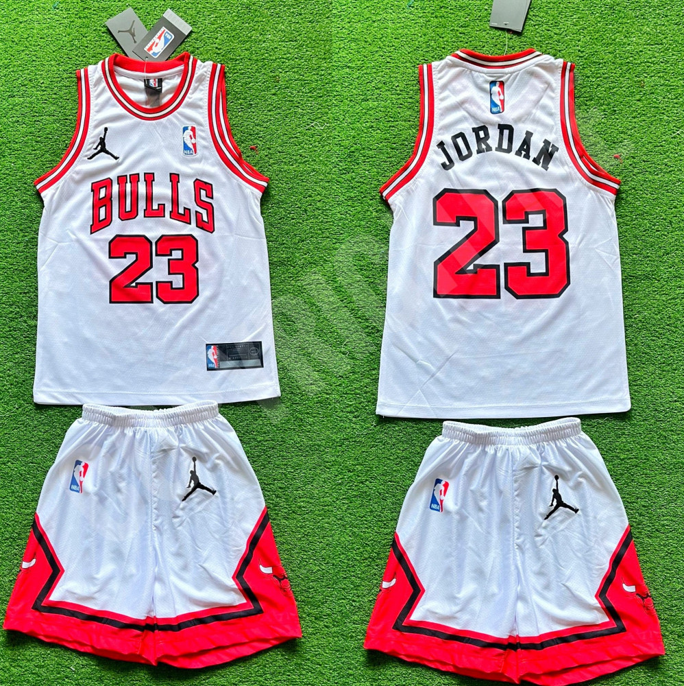 Compleu Echipament BASCHET pentru copii CHICAGO BULLS JORDAN 23 | arhiva  Okazii.ro