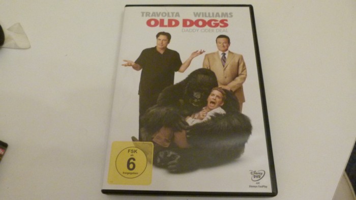 Old Dogs -Travolta, Williams, dvd