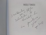 TALCURI ASCUNSE IN EVIDENTA.VASILE TONOIU CU DEDICATIE SI SEMNATURA.2017 S1.
