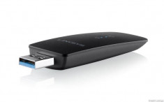 Adaptor wireless Linksys WUSB6300 foto