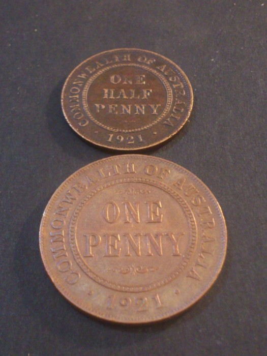 One Penny 1921 + Half Penny 1921 Australia (poze). Discount conform descrierii [10 - 20 %. Vezi descrierea.].