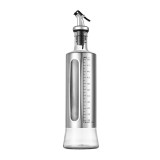 Dispenser pentru ulei, 500ml, argintiu, otel inoxidabil si sticla, scala de masurare, Inaltime de 24,5 cm, latime de 6,5 cm