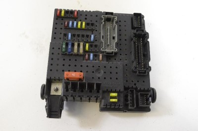 Panou de siguranțe VOLVO V70 II SW 2006 OEM: 30765483,28044511 2868486 foto