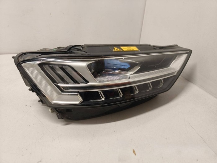 Audi A8 S8 D5 Headlight/headlamp 4N0941086