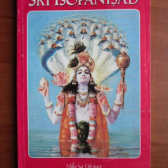 Sri Isopanisad - A. C. Bhaktivedanta Swami Prabhupada