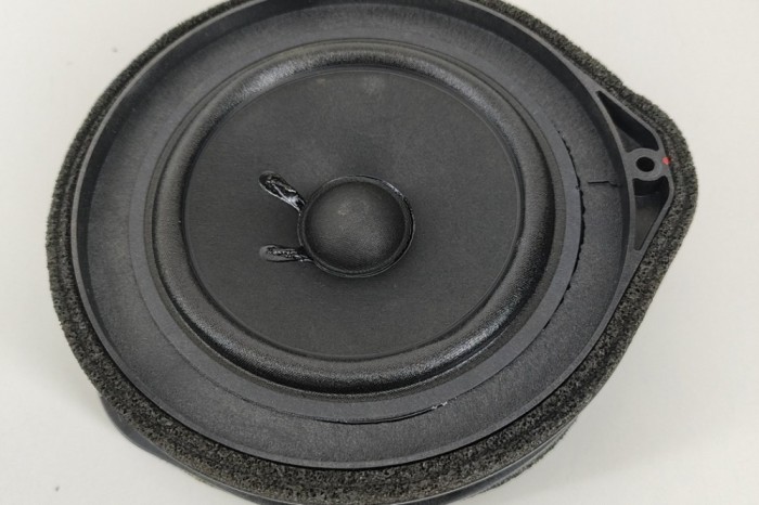 Difuzor ușă dreapta spate HONDA CR-V VI RS_, RY_ 2024 OEM: 8A420-T20-A31 | 28144188