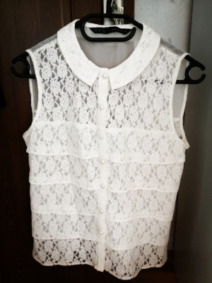 Bluza ZARA camasa dantela alba crem nasturi perlati marimea S foto