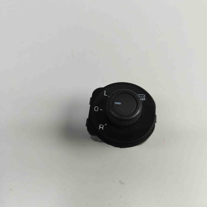 Comutator de reglare oglinda VW CADDY IV Furgon SAA, SAH 2016 OEM: 1K8959565B | 30319717