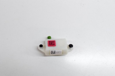 Amplificator de antena TESLA MODEL 3 2020 OEM: 1093306-00-E 15359230 foto