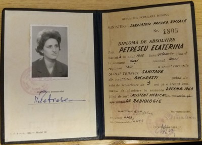 M3 C18 - 1963 - Diploma absolvire - Scoala tehnica sanitara foto