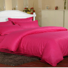 Lenjerie de pat pentru o persoana cu husa elastic pat si fata perna dreptunghiulara, Elegance, damasc, dunga 1 cm 130 g/mp, Fuchsia, bumbac 100%