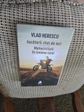 Jucătorii zilei de ieri. Motocicliști &icirc;n lumina lunii - Vlad Herescu