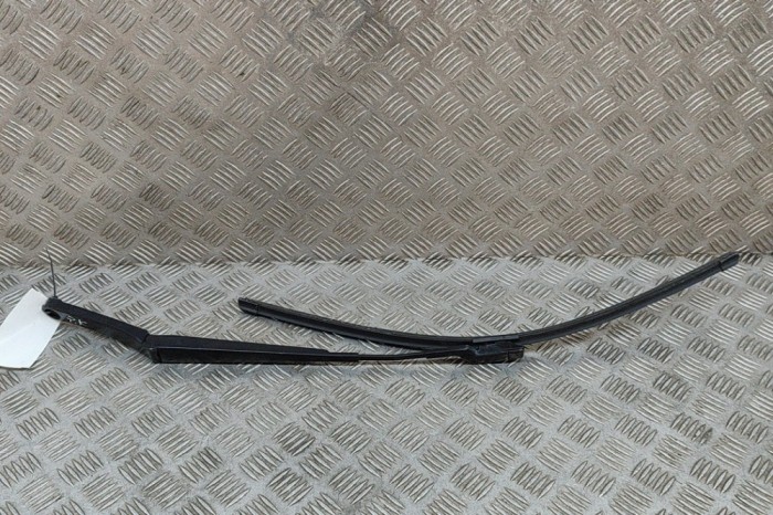 Braț ștergător față VW ARTEON 3H7 2017 OEM: 3G8955409 25682838