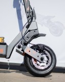 Oferta trotineta electrica Kukirin G4 (2026) motor 2000 W, viteză maximă 70 km/h, baterie cu litiu 60 V 20 Ah, anvelope de 11 inchi