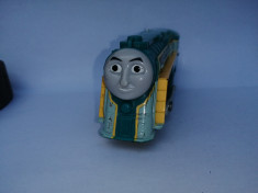 bnk jc Thomas &amp;amp; Friends - Locomotiva Connor cu tender - cu baterii - functionala foto