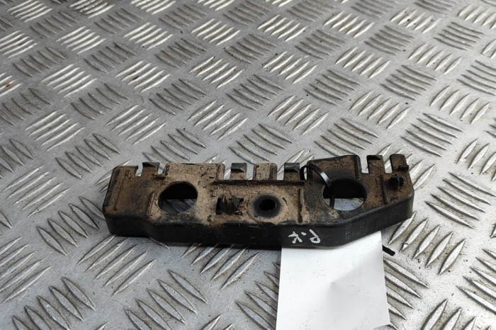 Suport bara de protecție st&acirc;nga față AUDI A5 Sportback F5A 2024 OEM: 8W6853921A | 31723214