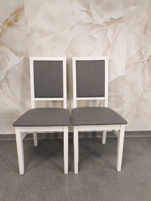 SET 3 SCAUNE NR 40 DISPONIBIL UN SET