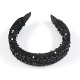 Bentita neagra accesorizata cu paiete lucioase