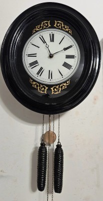 Ceas taranesc cu pendul si 2 greutati foto