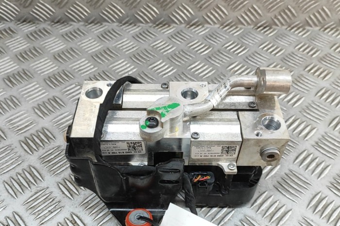 Supapa de expansiune aer condiționat AUDI Q5 FY 2024 OEM: 4M0816702A,80A820196,80A816721 | 31955815