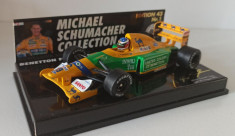 Macheta Benetton Ford B192 Michael Schumacher Formula 1 1992 - Minichamps 1/43 foto