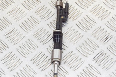 Injector de combustibil BMW 3 Coupe E92 2010 OEM: 7568607,0261500063 | 12164926 foto